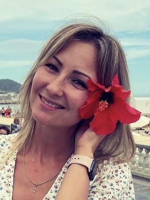 Clarissa, 46