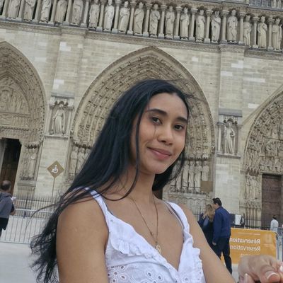 Alejandra, 31