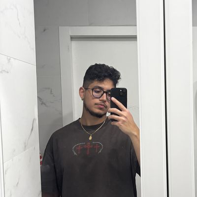 Miguel, 25