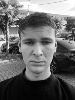 Riley, 22