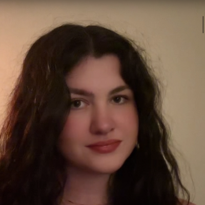 Anne, 28