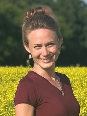 Tara, 34