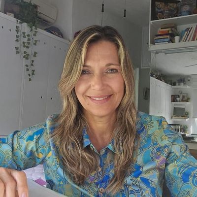 Melina, 55