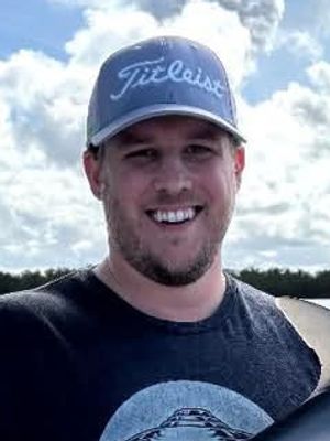 Zack, 33