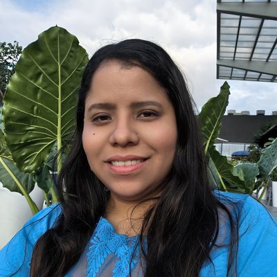 Andrea, 34