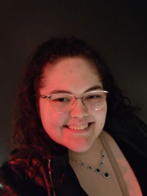 Veronica, 22