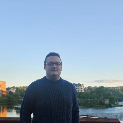 Tyler, 25