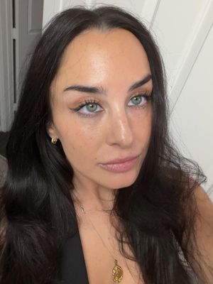 Hannah, 28