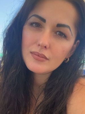 Barbara, 37
