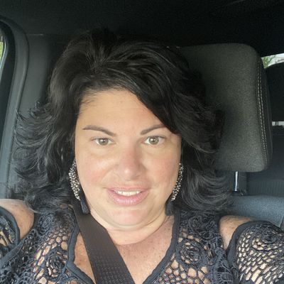 Rosemarie, 48