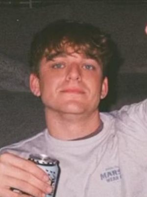 Ben, 22