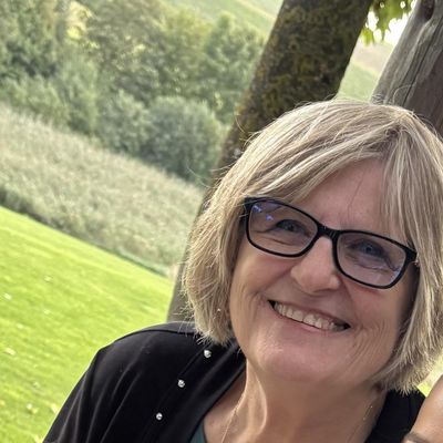 Regina, 76