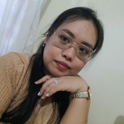 Kaycee, 30