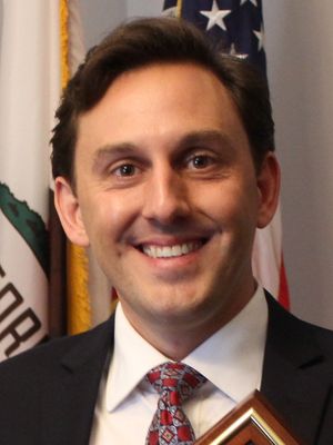 Andrew, 39