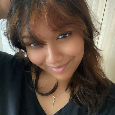 Shayna, 21