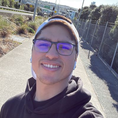 Ricardo, 25