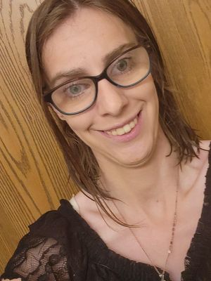 Maryann, 27