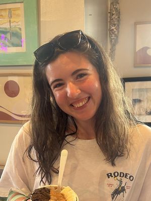 Kristin, 21