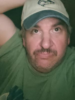 Ricky, 48