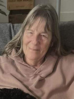 Linda, 70