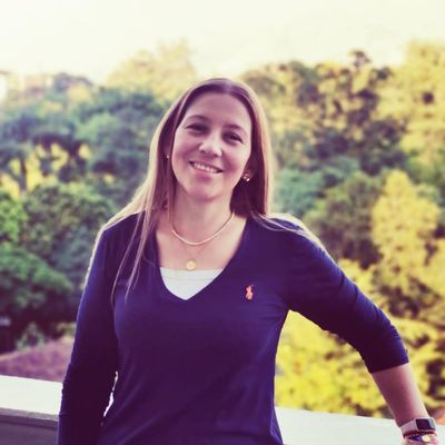 Luisa, 45