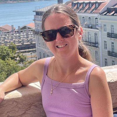 Shannon, 32