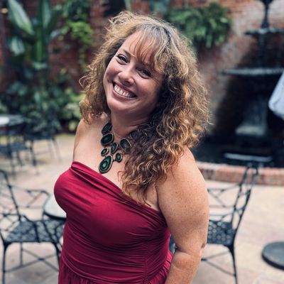 Laura, 50