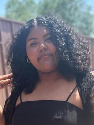 Leah, 19
