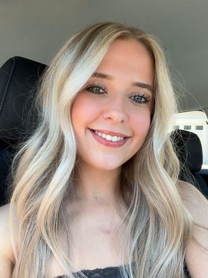 Mary, 19