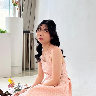 Yohana, 27