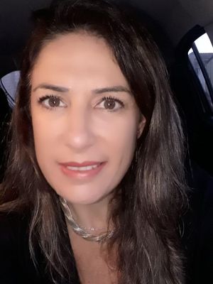 Sandra, 49