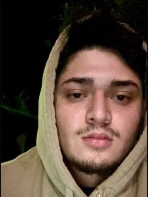 Dennys, 28