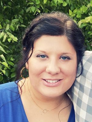 Jenny, 39
