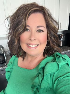 Kelli, 47
