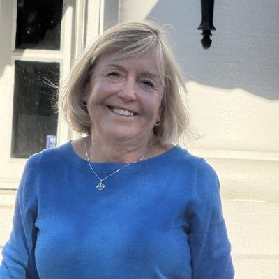 Nancy, 77