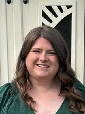 Maddie, 30