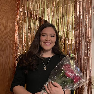Marisol, 22