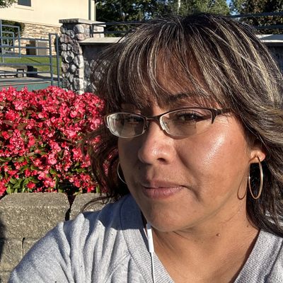 Estela, 45