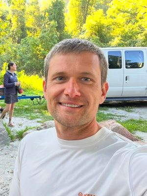 Bobby, 37