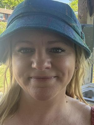 Kaitlin, 39