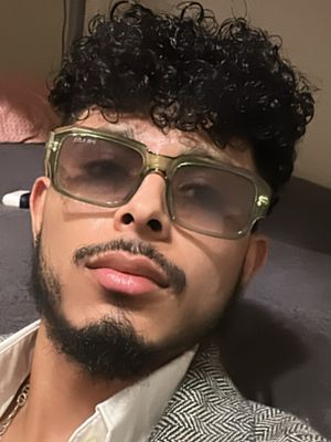 Erick, 25