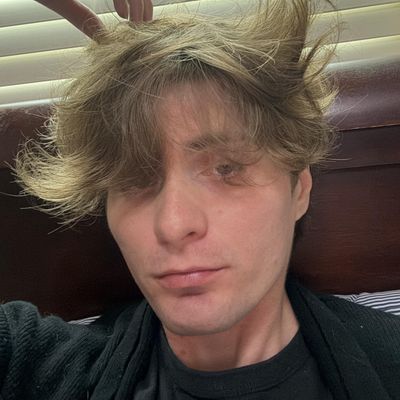 Christopher, 28