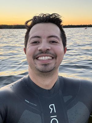 Jorge, 33