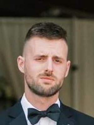 Connor, 32