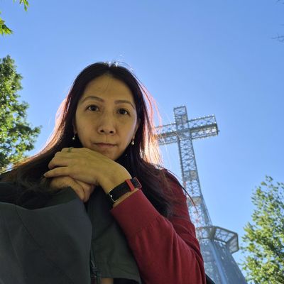 Jade, 41