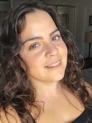 Tania, 38