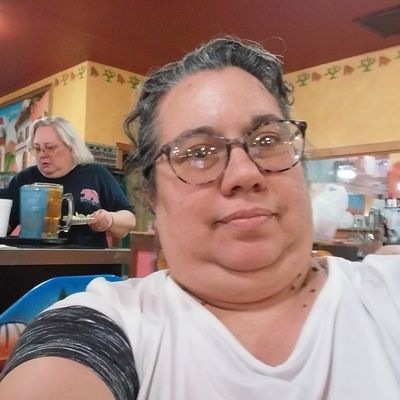 Pauline, 53