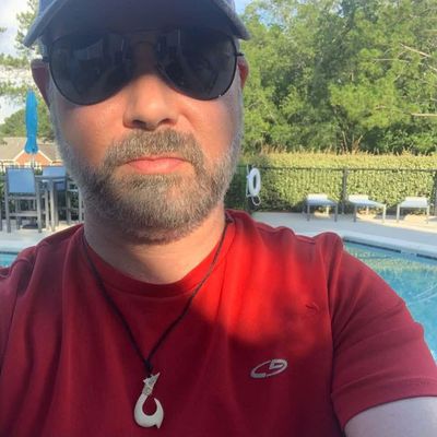 Bobby, 48