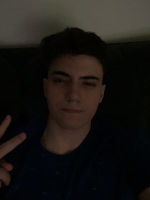 Mauro, 24