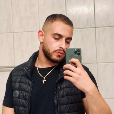 Daniele, 26
